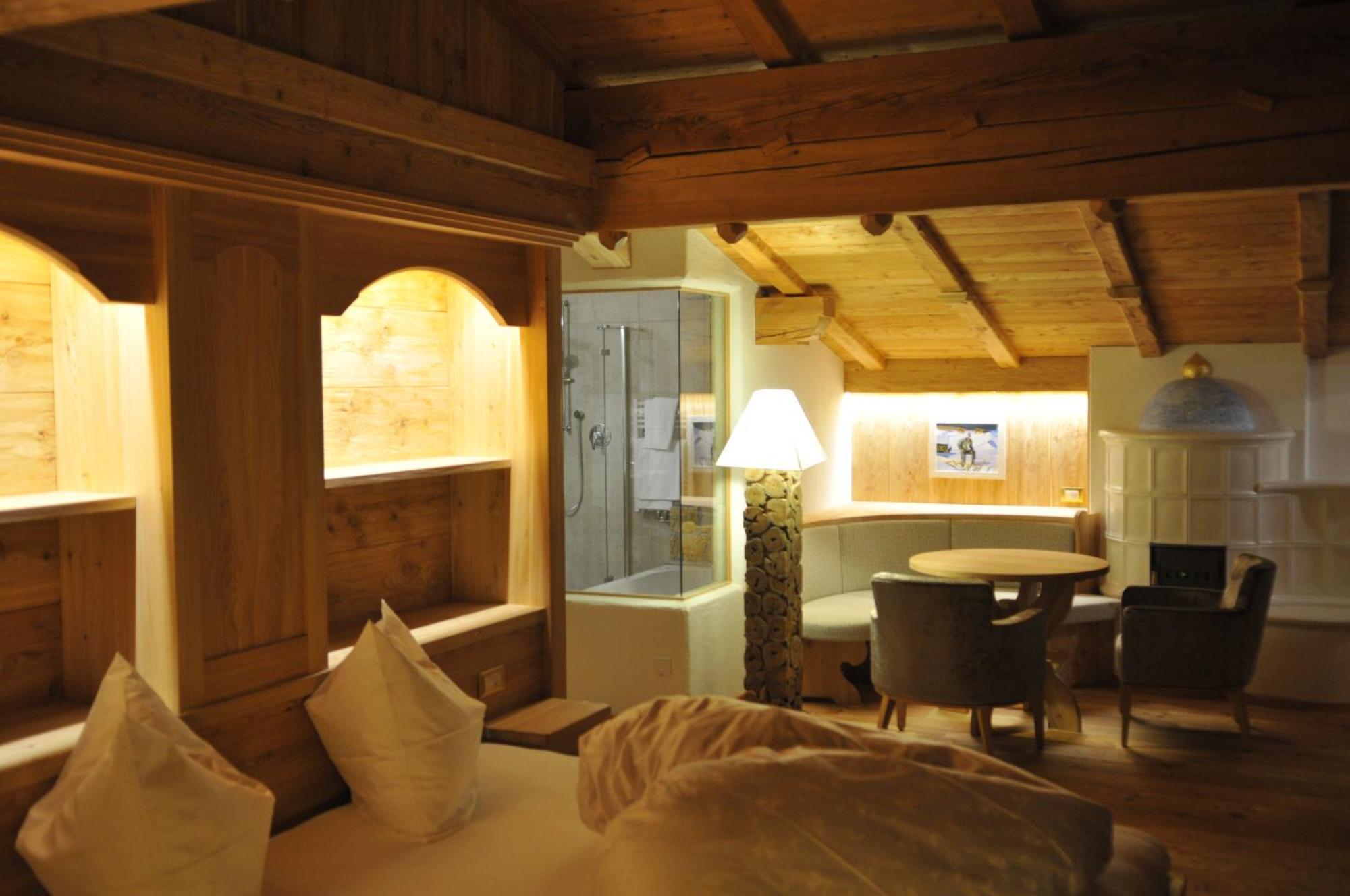 Dorfhotel Beludei Santa Cristina Val Gardena 객실 사진
